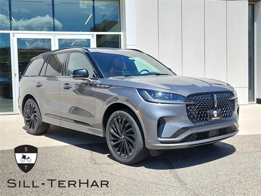 2025 Lincoln Aviator Reserve photo 1