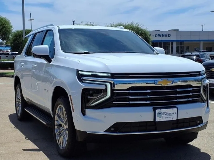 2025 Chevrolet Tahoe LT photo 1