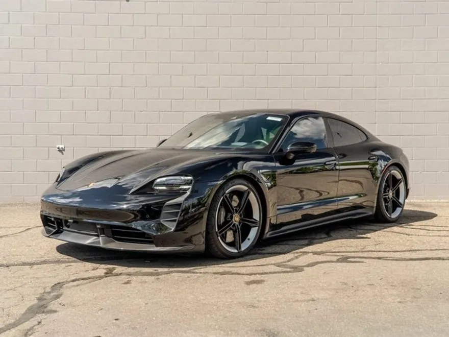 2024 Porsche Taycan Turbo S photo 1