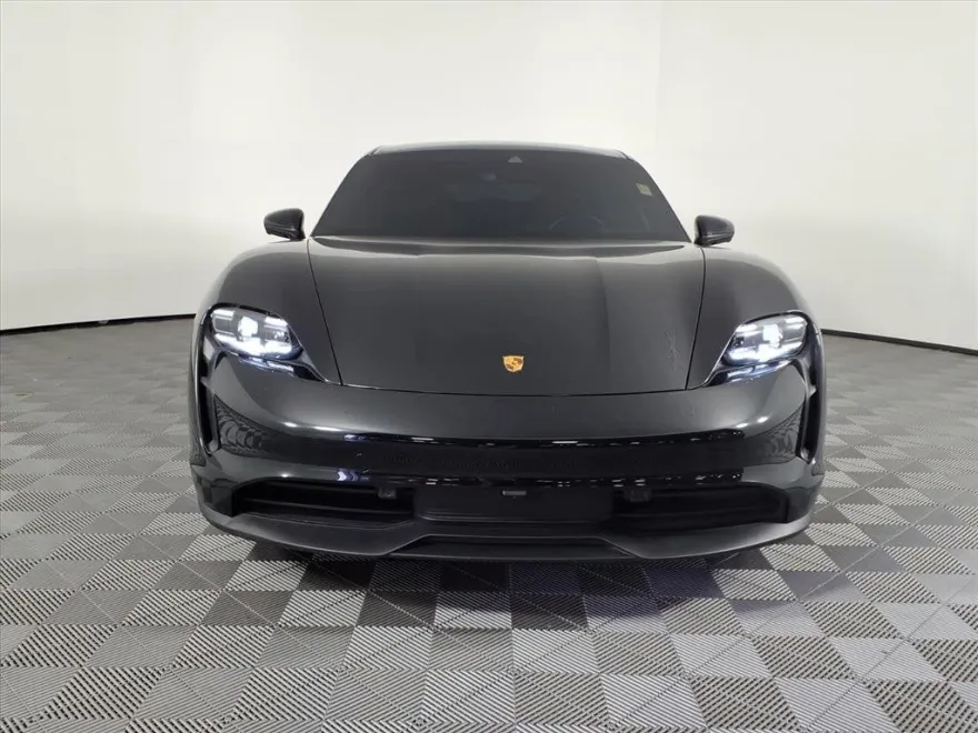 2021 Porsche Taycan Base photo 1