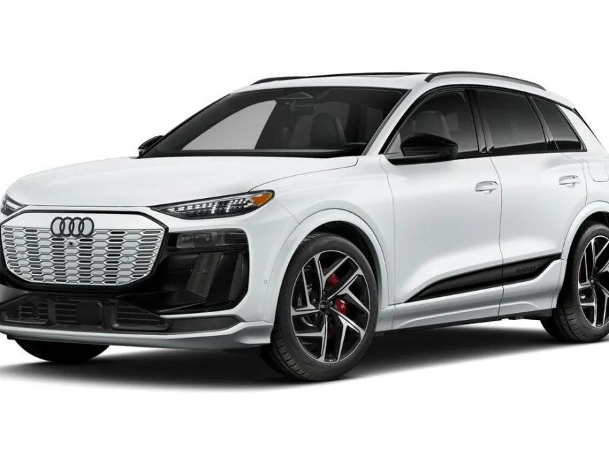 2025 Audi SQ6 photo 1