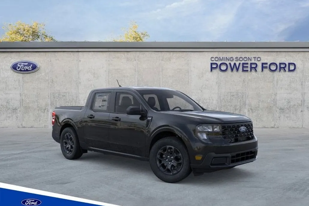 2025 Ford Maverick XLT photo 1