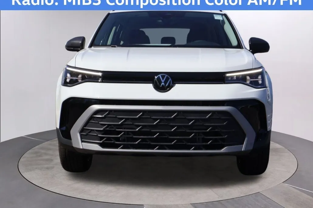2025 Volkswagen Taos S photo 1