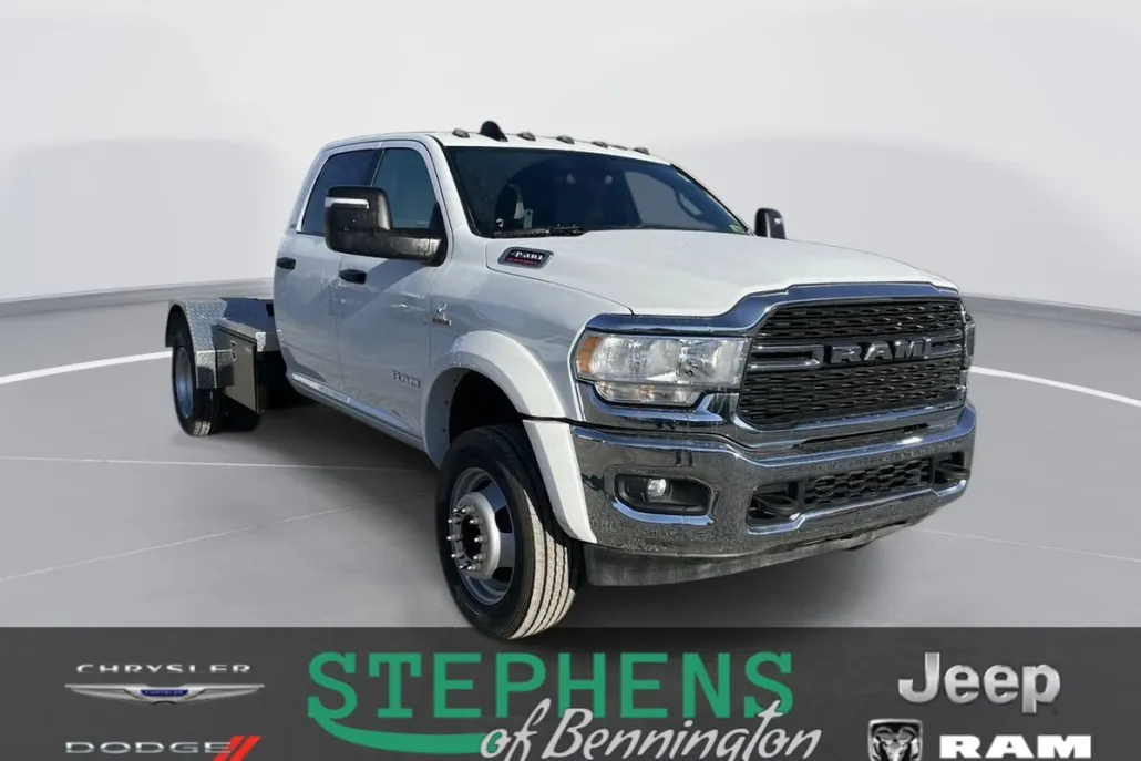 2024 Ram 4500 SLT photo 1