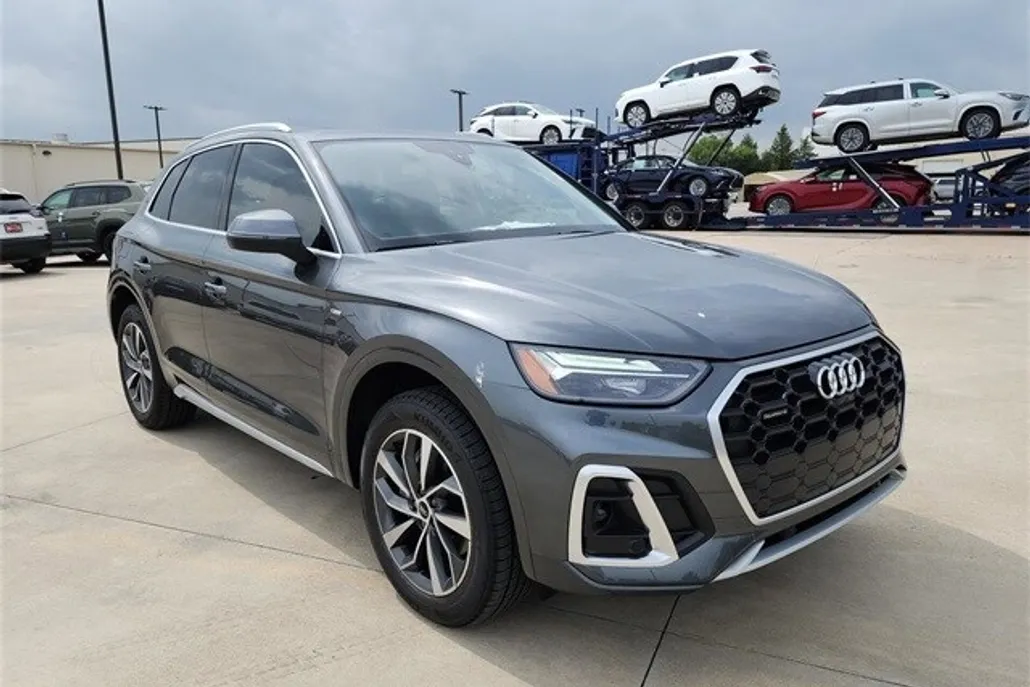2025 Audi Q5 45 S line Premium Plus photo 1