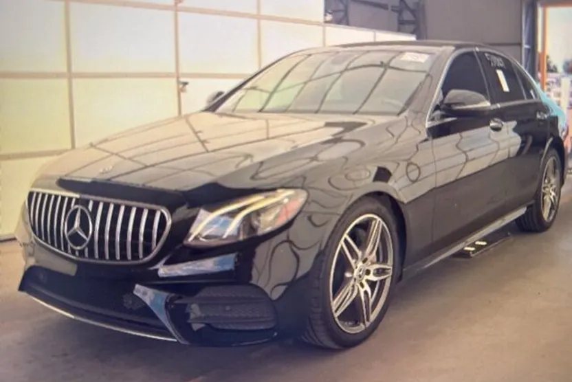 2019 Mercedes Benz E 450 4MATIC Sedan photo 1