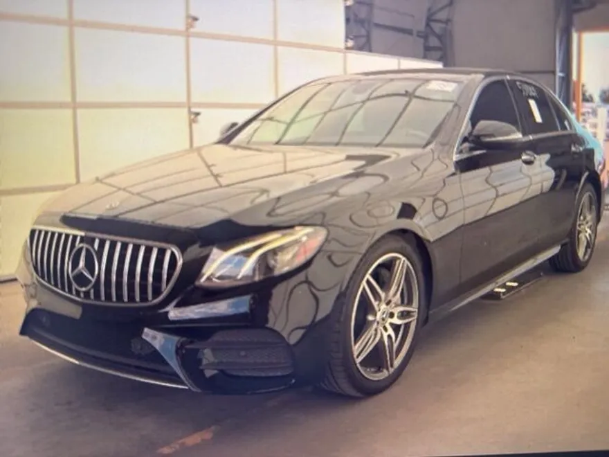 2019 Mercedes Benz E 450 4MATIC Sedan photo 1