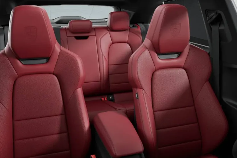 2025 Porsche Macan Electric photo 1