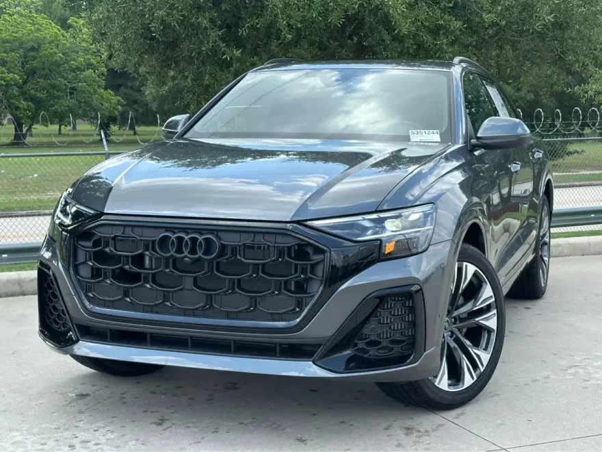 2025 Audi Q8 line Premium Plus photo 1