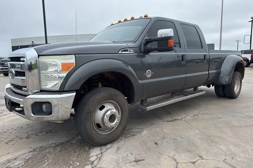 2015 Ford F-350 photo 1