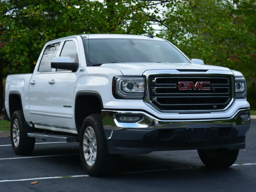 2018 Gmc Sierra SLE photo 1