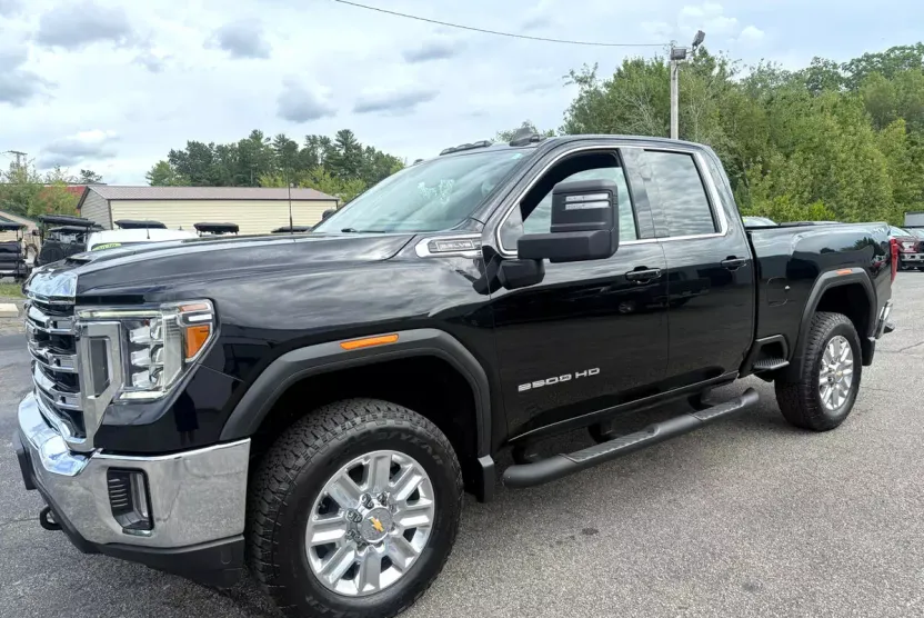 2022 Gmc Sierra HD SLE photo 1