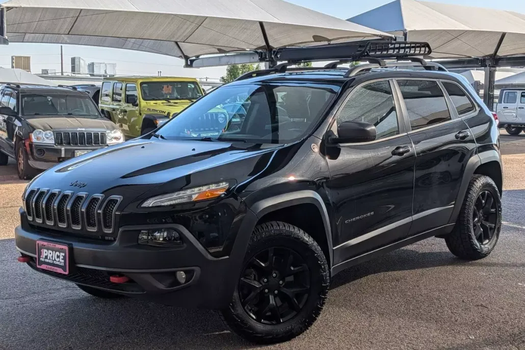 2018 Jeep Cherokee Trailhawk Sport photo 1
