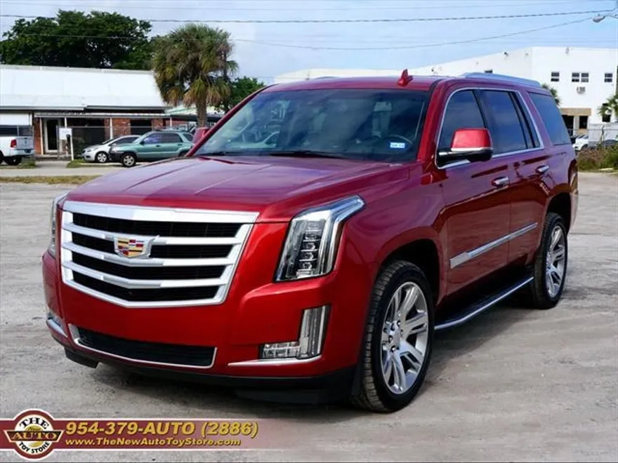 2015 Cadillac Escalade Luxury photo 1
