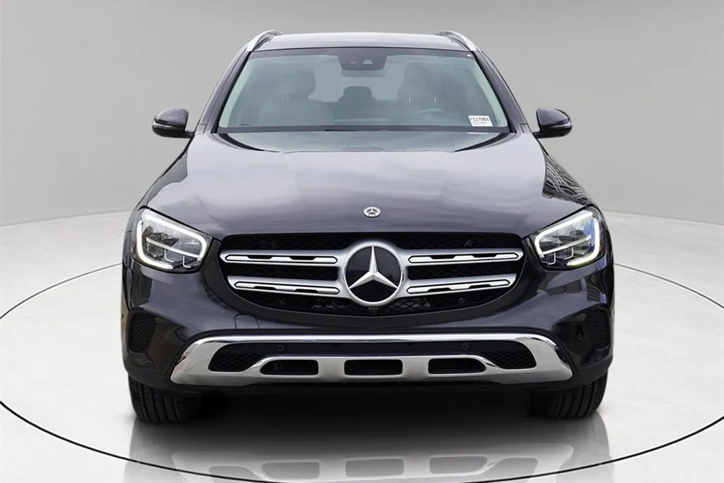 2022 Mercedes Benz GLC 300 photo 1
