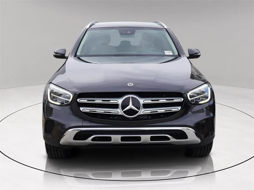 2022 Mercedes Benz GLC 300 photo 1