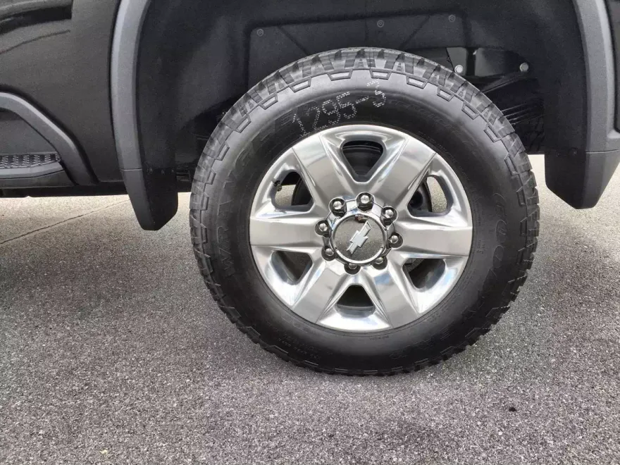 2020 Chevrolet Silverado 3500HD LTZ photo 1