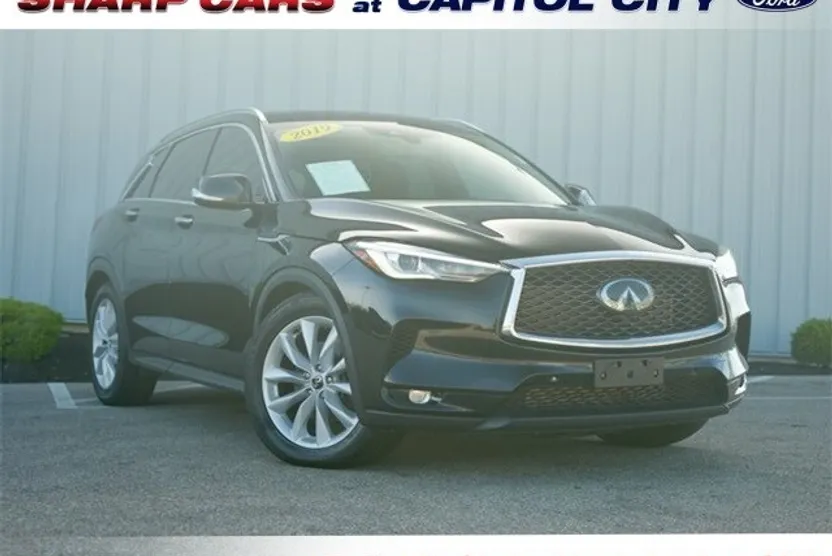 2019 Infiniti QX50 Essential photo 1