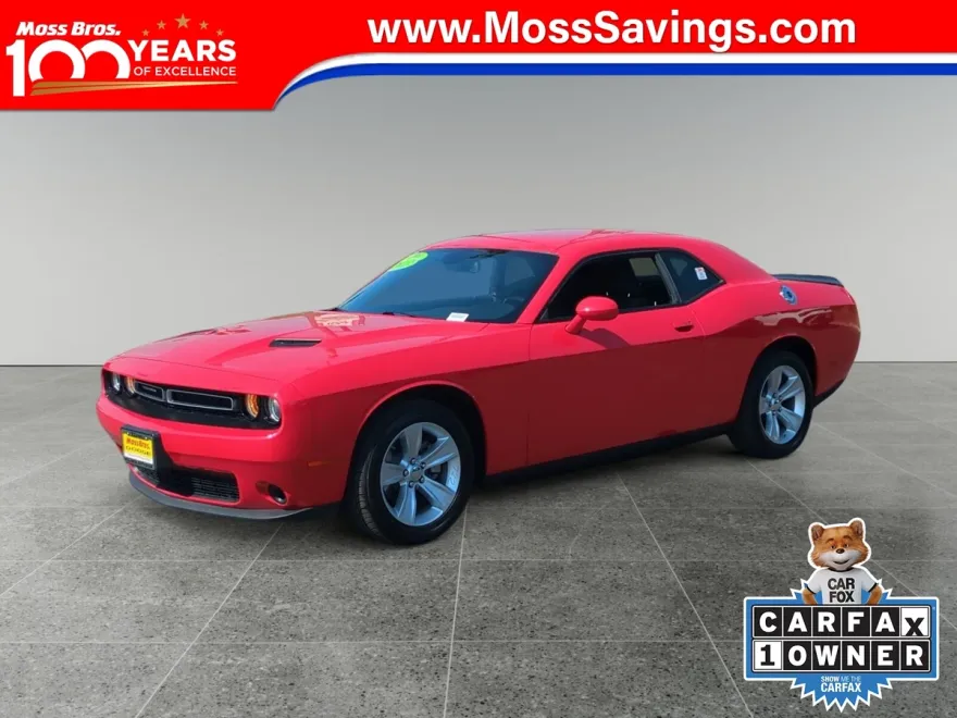 2023 Dodge Challenger SXT photo 1