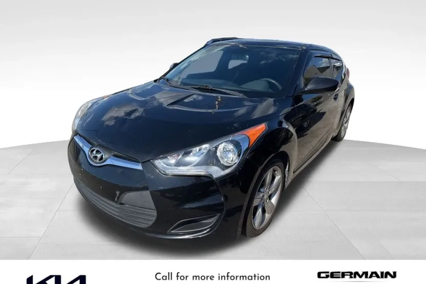 2015 Hyundai Veloster Base photo 1