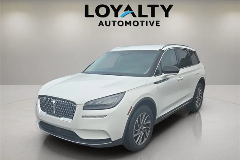 2021 Lincoln Corsair Standard photo 1