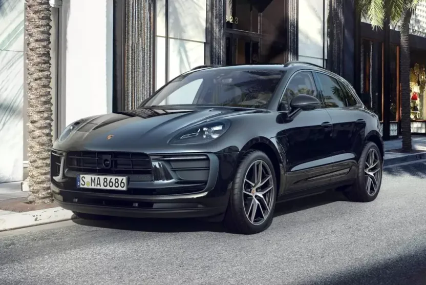 2025 Porsche Macan T photo 1