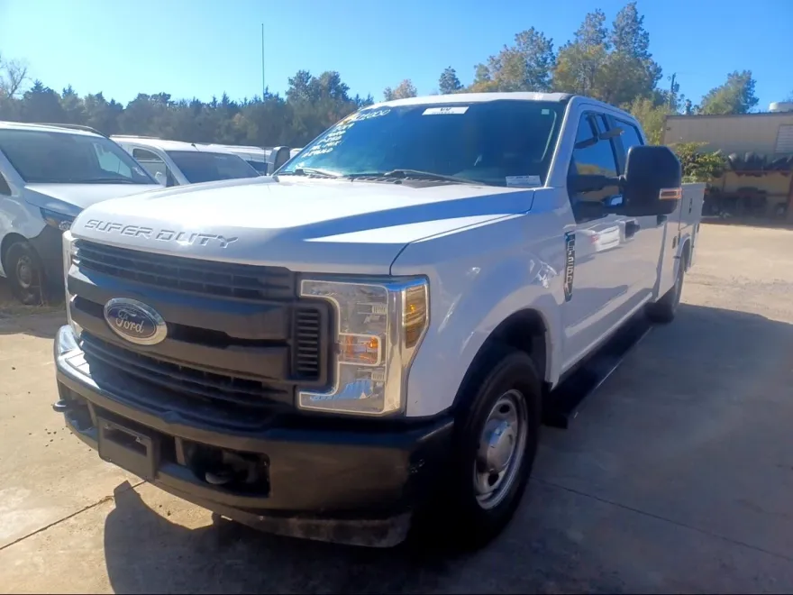 2019 Ford F-250 Lariat photo 1