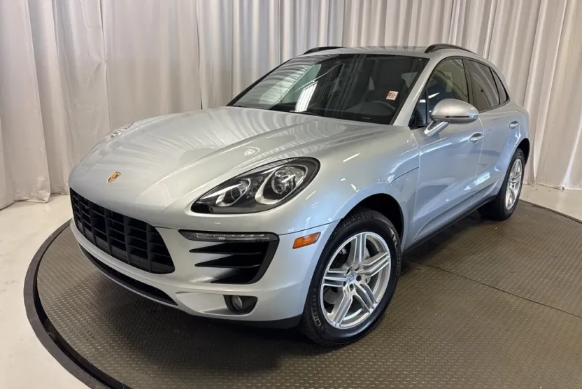 2018 Porsche Macan S photo 1