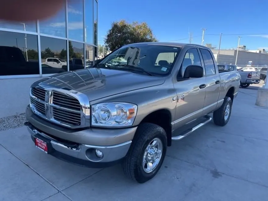 2008 Dodge Ram SLT photo 1