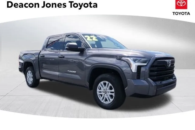 2022 Toyota Tundra SR5 photo 1