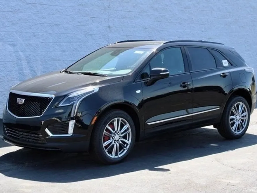 2025 Cadillac XT5 Sport photo 1