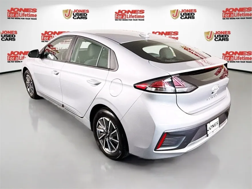2021 Hyundai Ioniq Electric SE photo 1