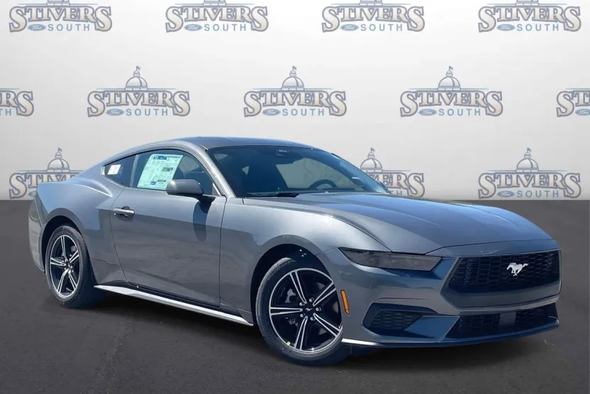 2025 Ford Mustang EcoBoost photo 1