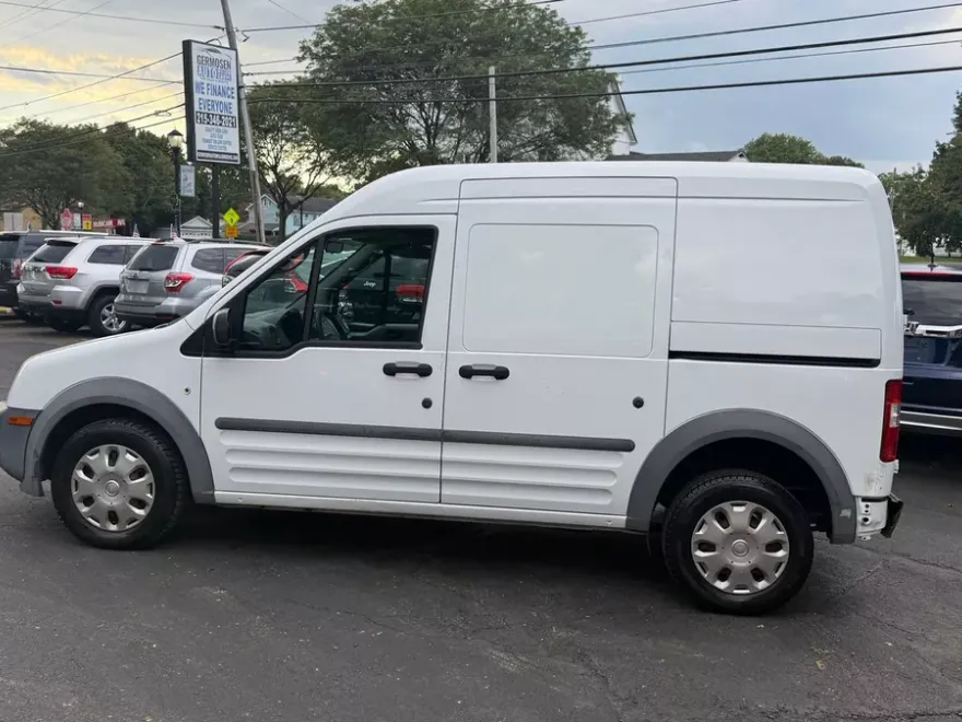 2011 Ford Transit Connect XL photo 1