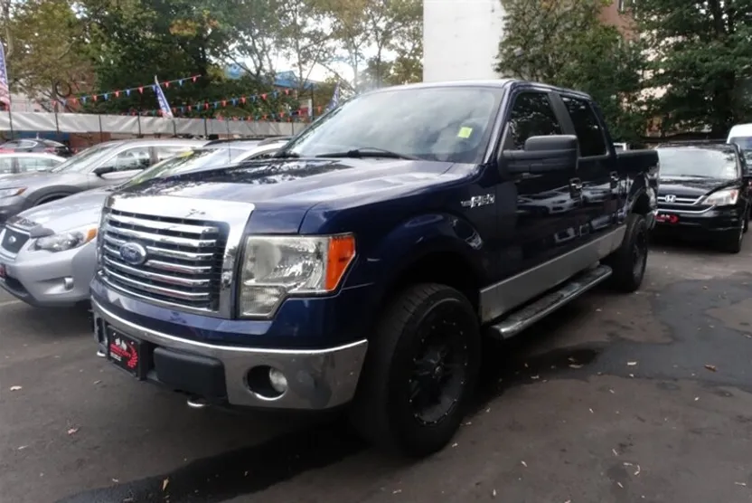 2011 Ford F-150 XLT photo 1