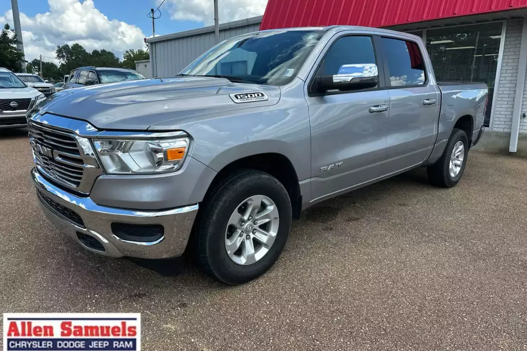 2024 Ram 1500 Laramie photo 1