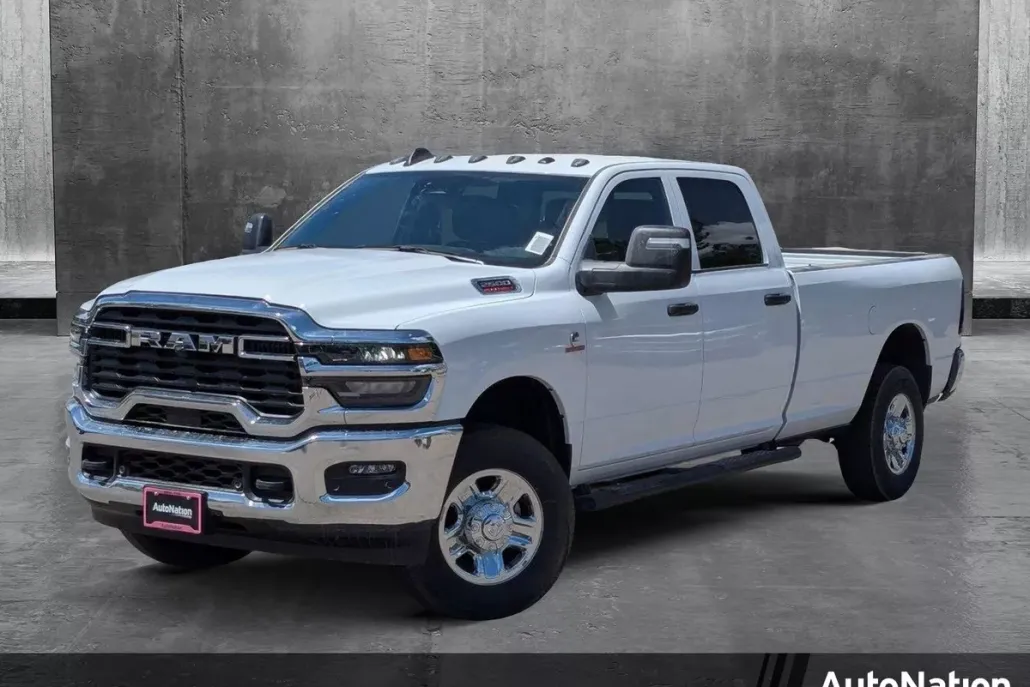 2025 Ram 2500 Tradesman photo 1