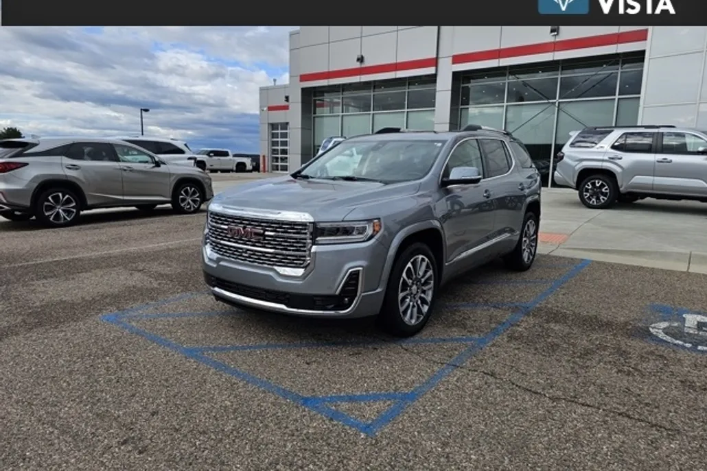 2023 Gmc Acadia Denali photo 1