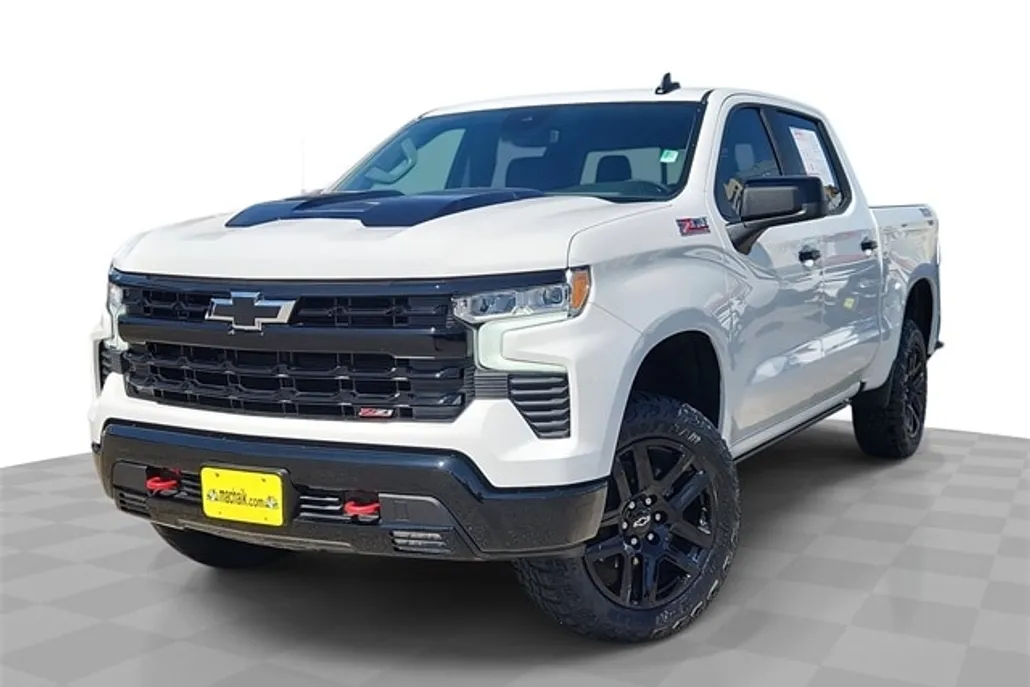 2024 Chevrolet Silverado 1500 LT Trail Boss photo 1