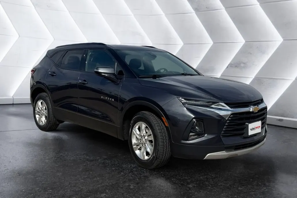 2022 Chevrolet Blazer 2LT photo 1