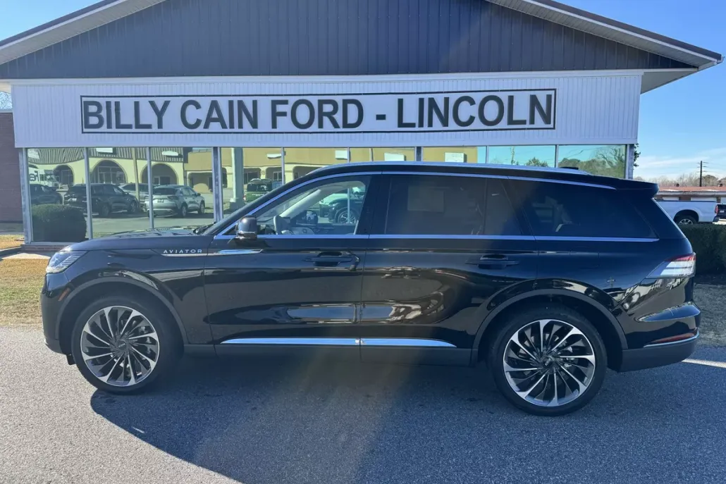 2025 Lincoln Aviator Reserve photo 1