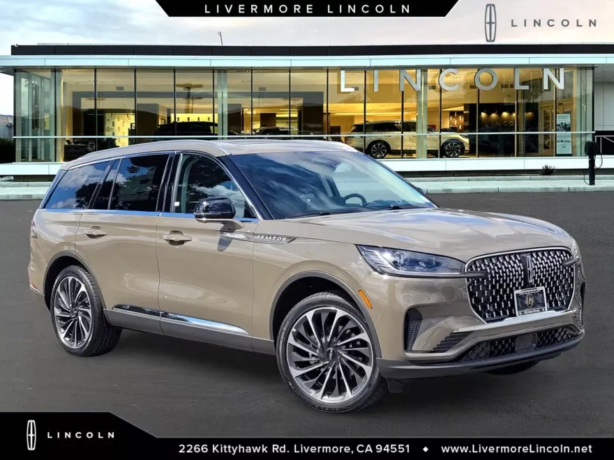 2025 Lincoln Aviator Reserve photo 1