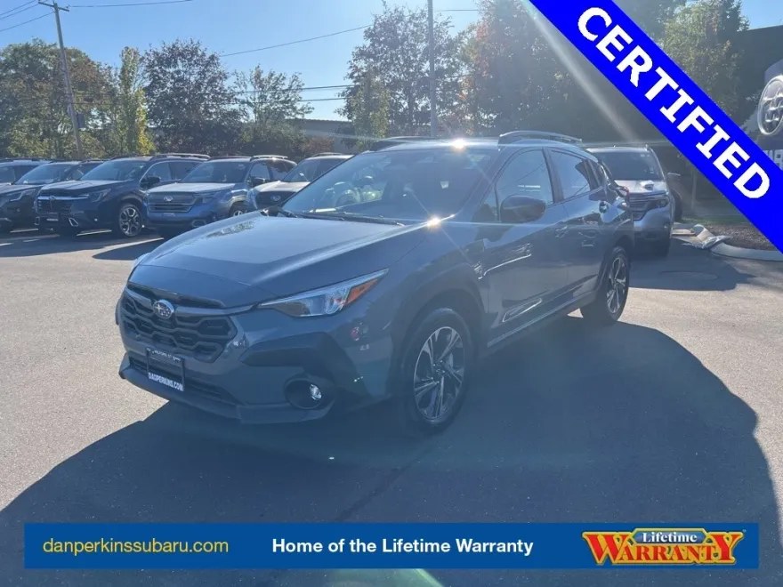 2024 Subaru Crosstrek Premium photo 1