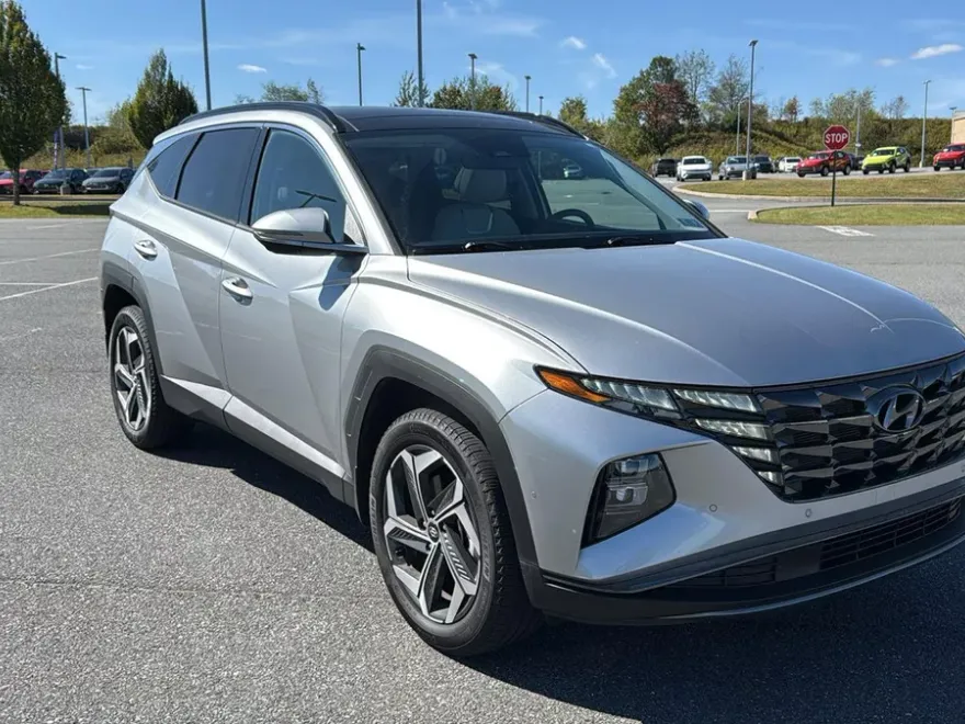 2024 Hyundai Tucson Limited photo 1