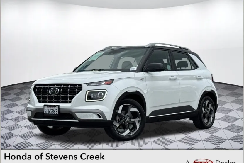 2023 Hyundai Venue Limited photo 1