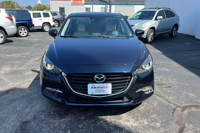 2017 Mazda Mazda3 Grand Touring photo 1