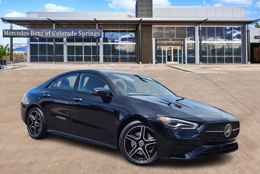 2025 Mercedes Benz CLA 250 4MATIC photo 1