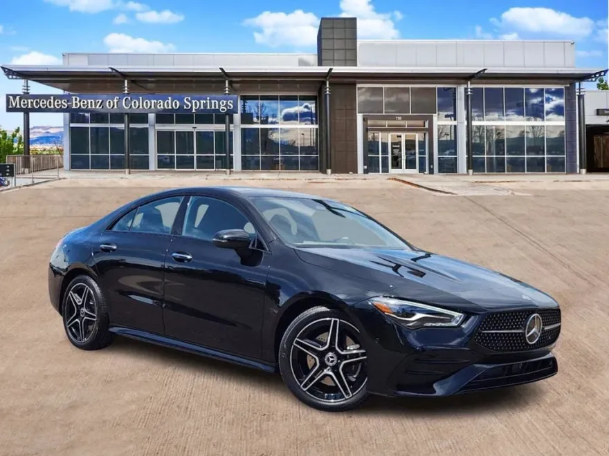2025 Mercedes Benz CLA 250 4MATIC photo 1