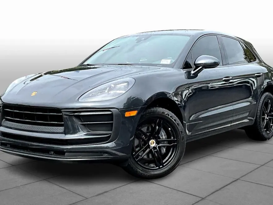 2022 Porsche Macan photo 1