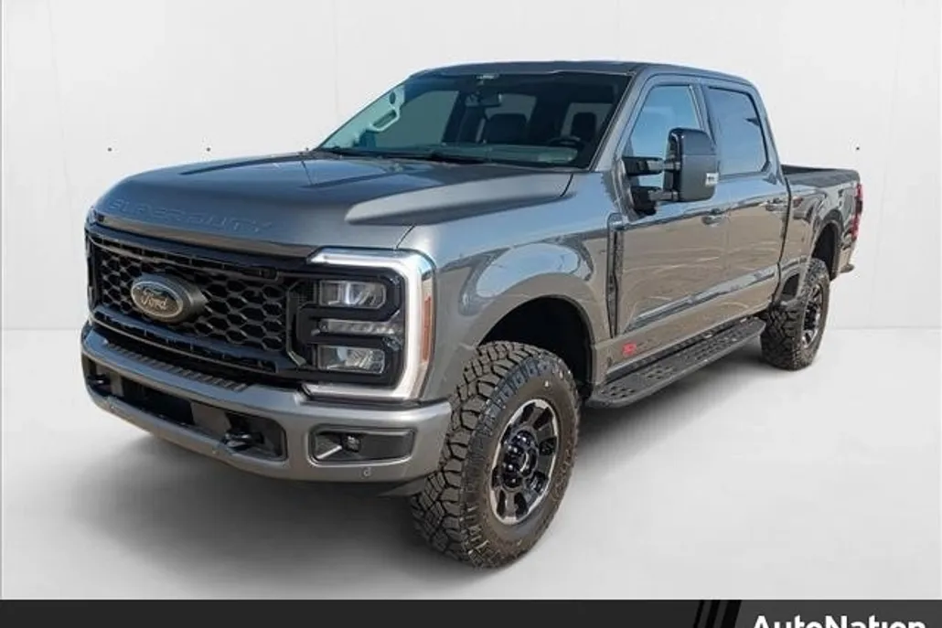 2025 Ford F-250 Lariat photo 1